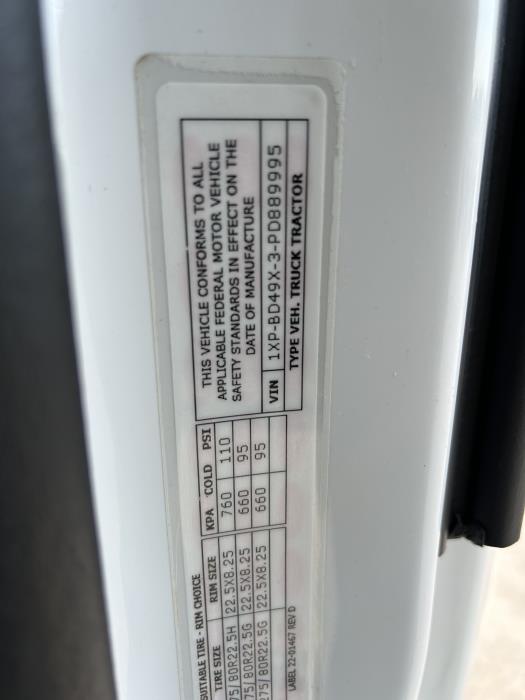 2023 Peterbilt 579-28