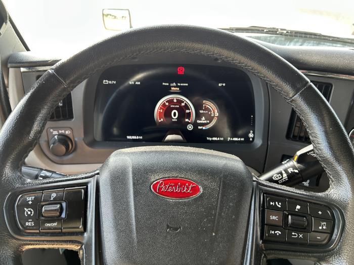 2023 Peterbilt 579-36