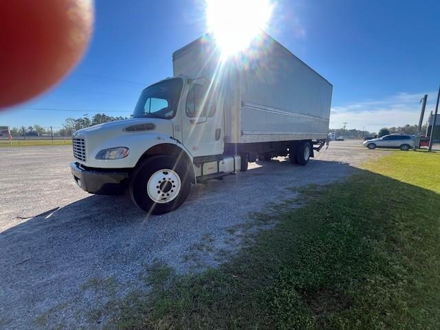2018 Freightliner Business Class M2 106-8