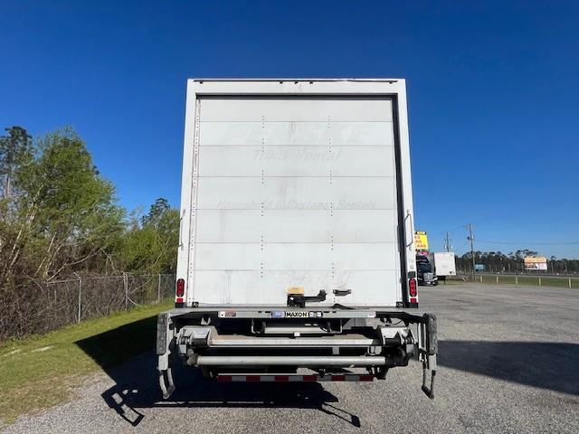 2018 Freightliner Business Class M2 106-10