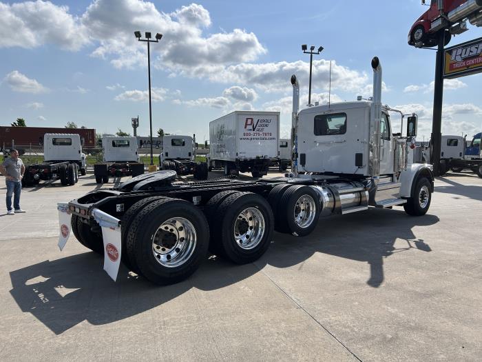 2026 Peterbilt 589-5