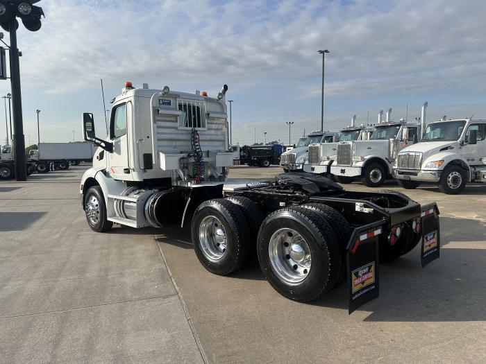 2020 Peterbilt 579-2