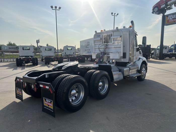 2020 Peterbilt 579-4