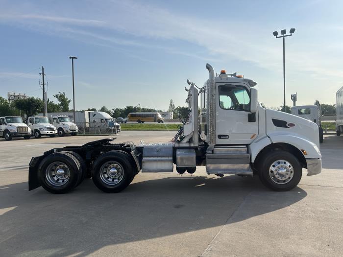 2020 Peterbilt 579-5
