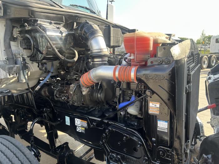 2020 Peterbilt 579-17