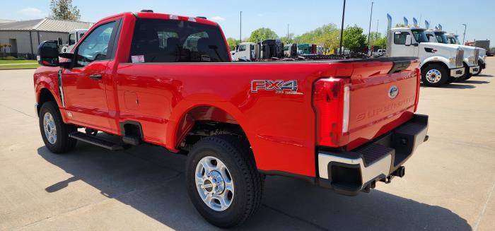 2025 Ford F-350-2