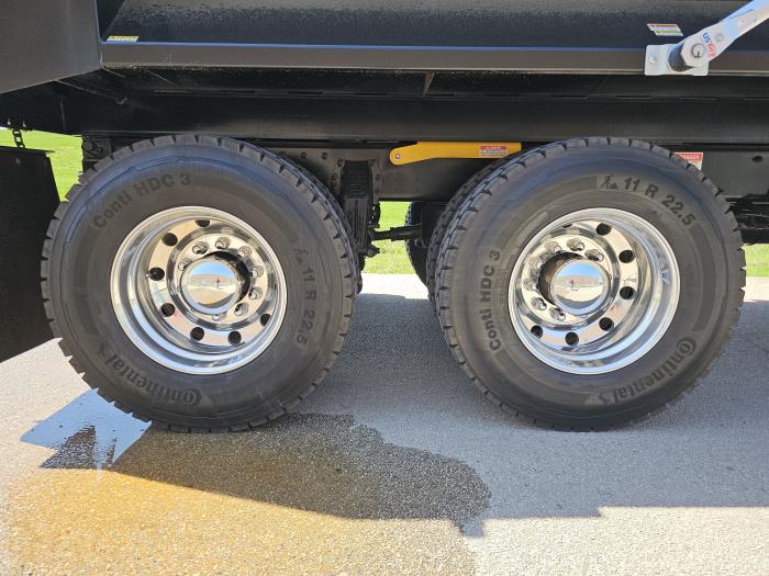 2026 Peterbilt 548-10