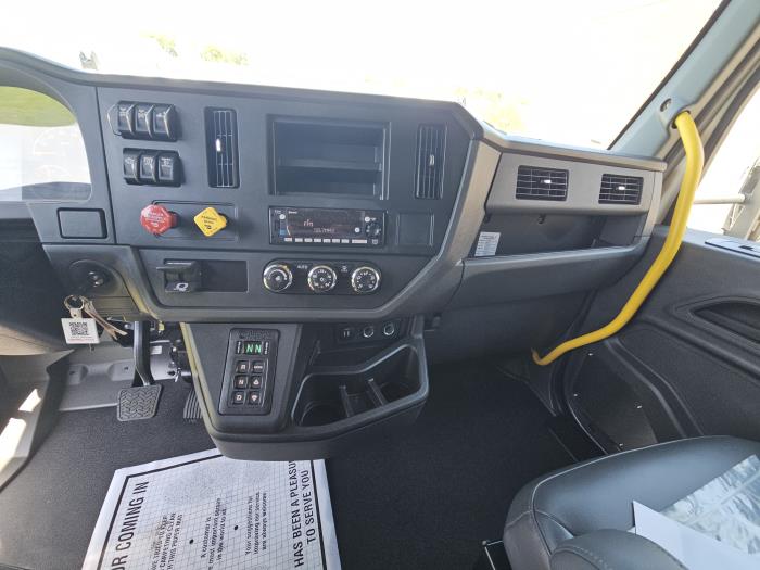 2026 Peterbilt 548-26