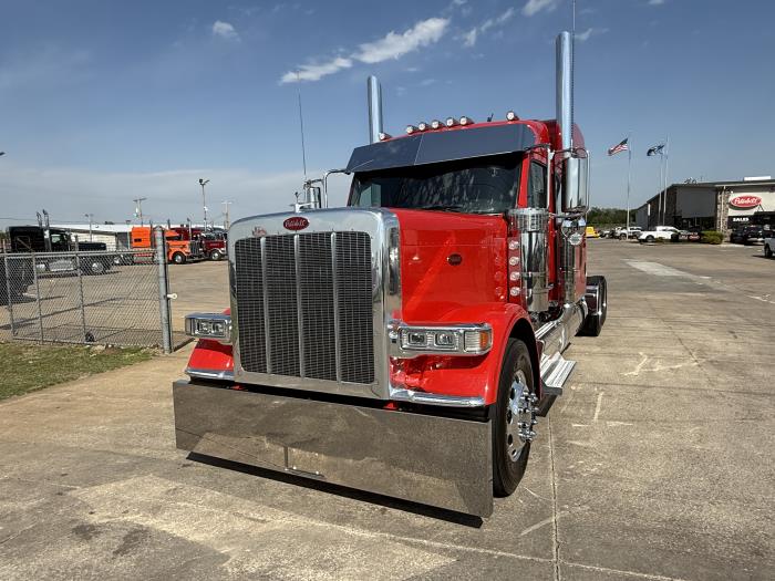2026 Peterbilt 589-2