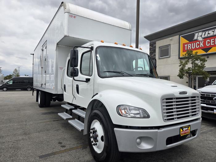 2023 Freightliner Business Class M2 106-2