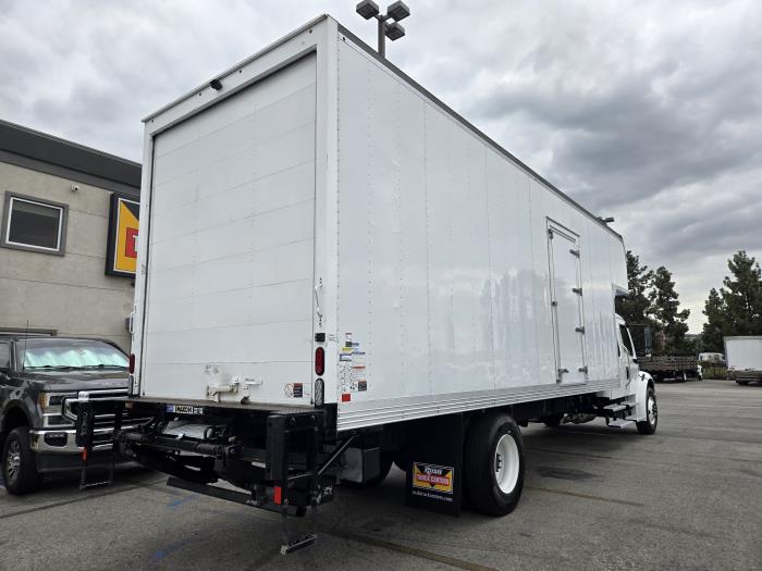 2023 Freightliner Business Class M2 106-6