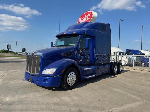 2022 Peterbilt 579-1