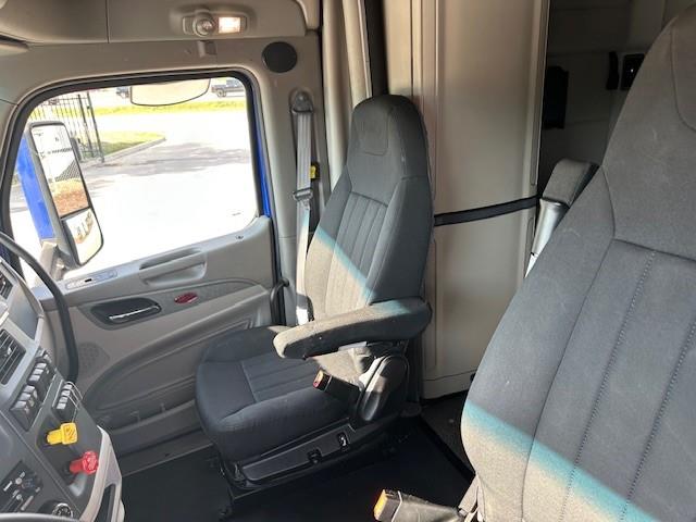 2022 Peterbilt 579-24