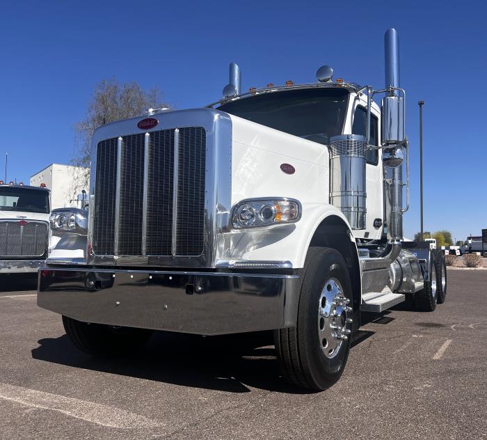 2026 Peterbilt 589-8