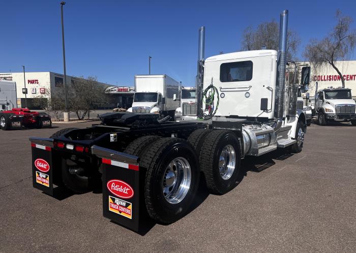 2026 Peterbilt 589-3