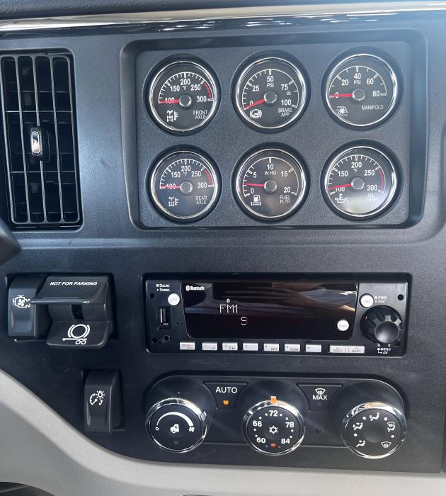 2026 Peterbilt 589-17