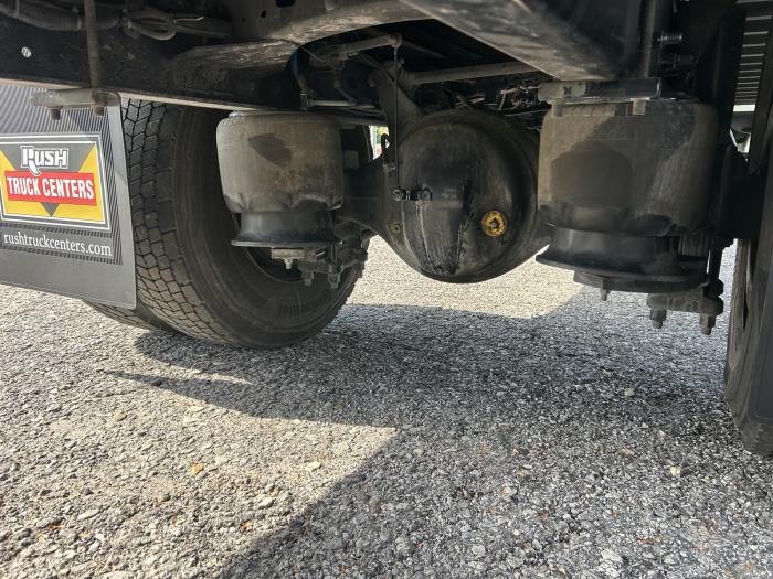 2018 Freightliner Business Class M2 106-13