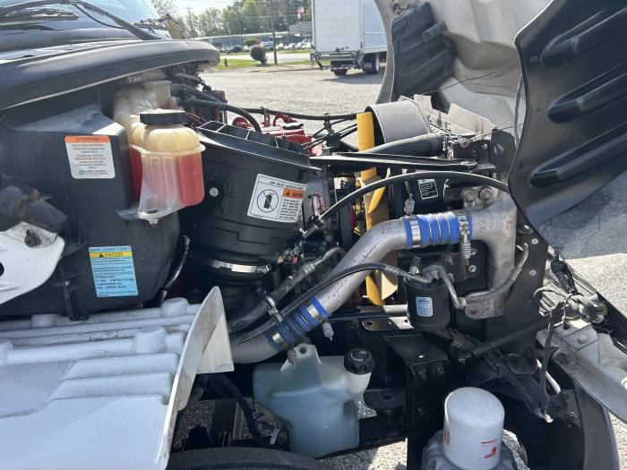 2018 Freightliner Business Class M2 106-15
