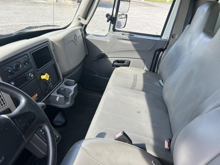 2018 International 4300-22