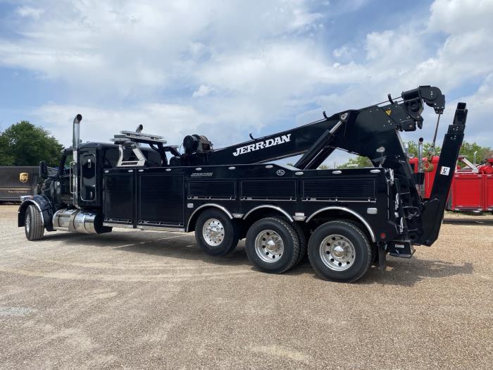 2024 Peterbilt 567-4