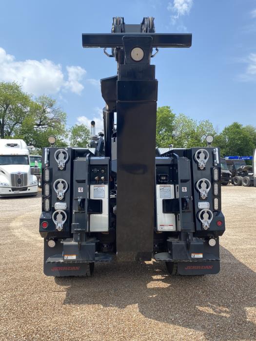 2024 Peterbilt 567-7