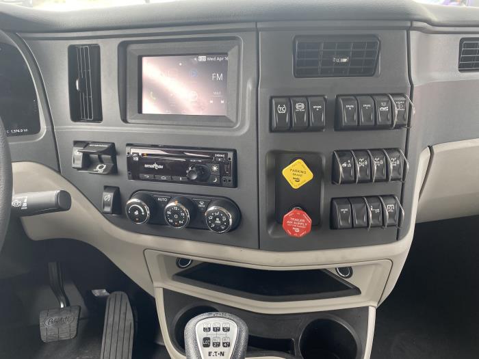 2024 Peterbilt 567-31
