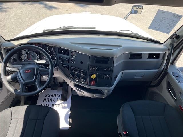 2022 Peterbilt 579-24