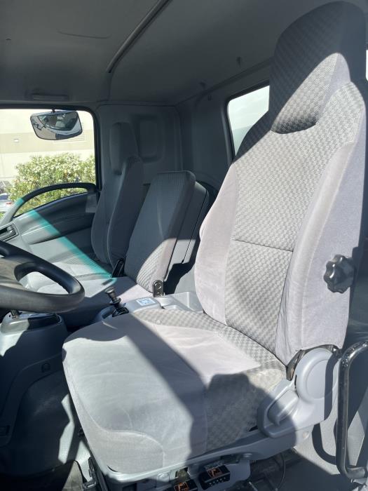 2019 Isuzu FTR-14