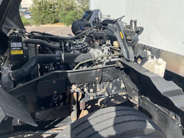 2019 Isuzu FTR-9