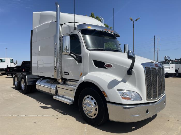 2022 Peterbilt 579-3