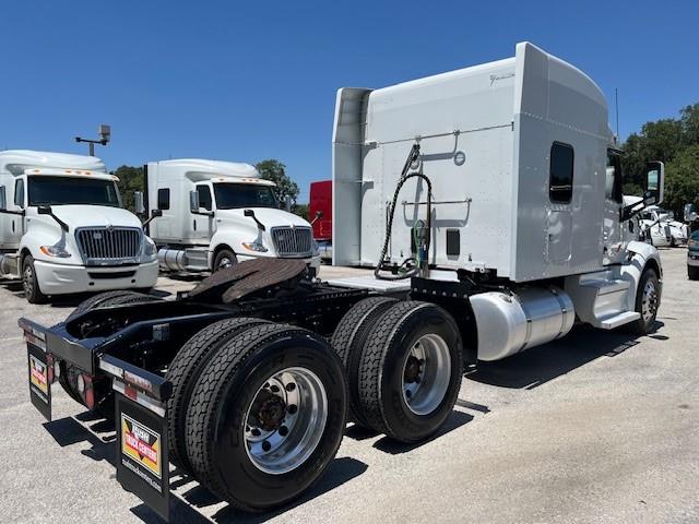 2021 Peterbilt 579-7