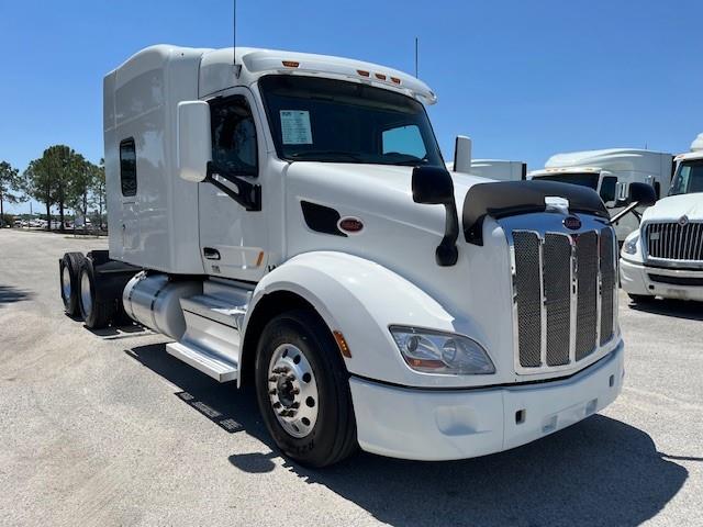2021 Peterbilt 579-9