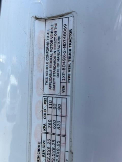 2021 Peterbilt 579-16