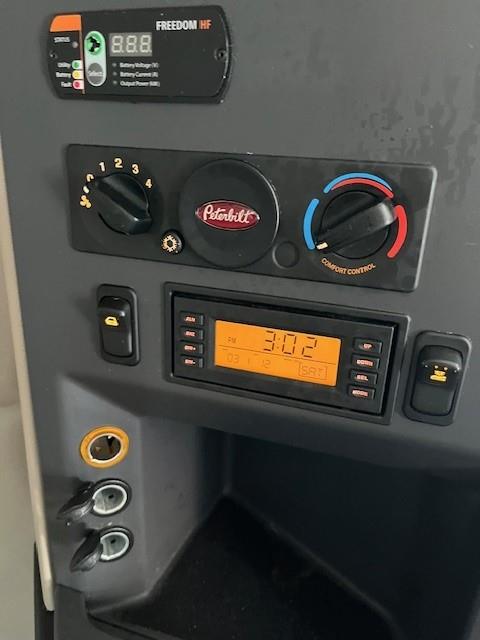 2021 Peterbilt 579-22