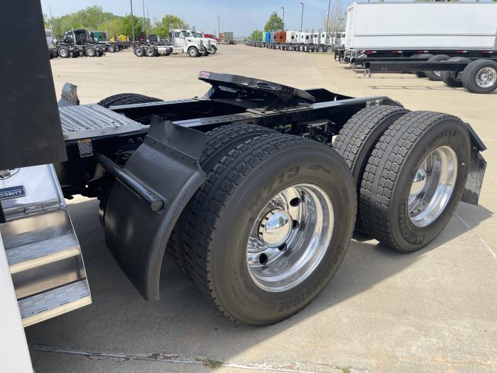 2022 Peterbilt 579-12