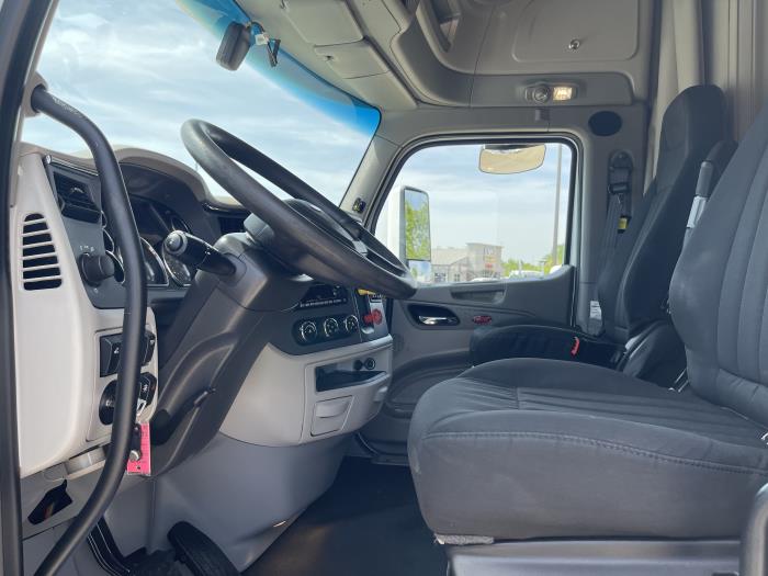 2022 Peterbilt 579-14