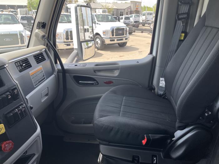 2022 Peterbilt 579-15