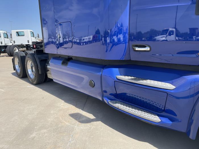 2022 Peterbilt 579-4