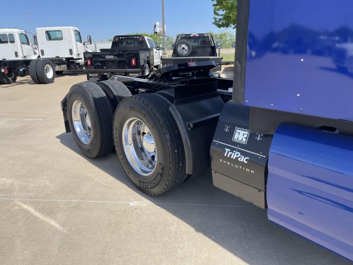 2022 Peterbilt 579-5