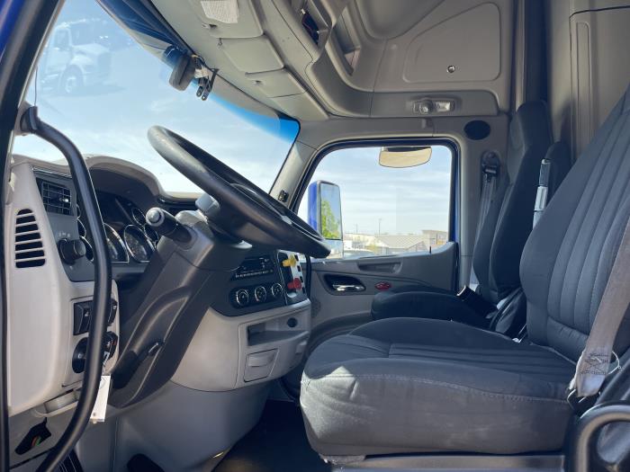 2022 Peterbilt 579-15