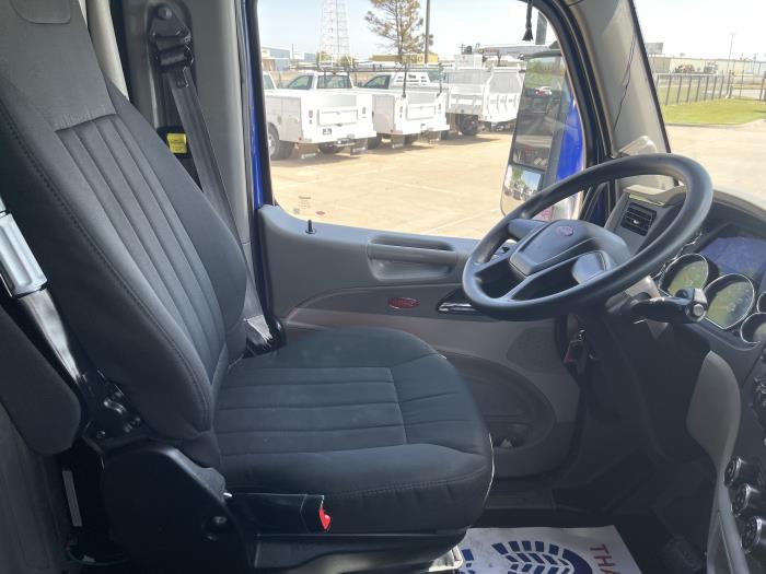 2022 Peterbilt 579-20
