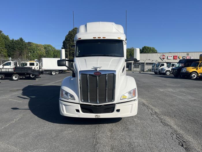 2022 Peterbilt 579-1