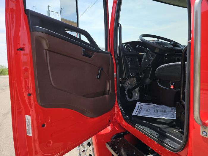 2025 Hino L6-18