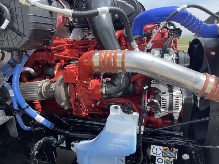 2026 Peterbilt 579-33