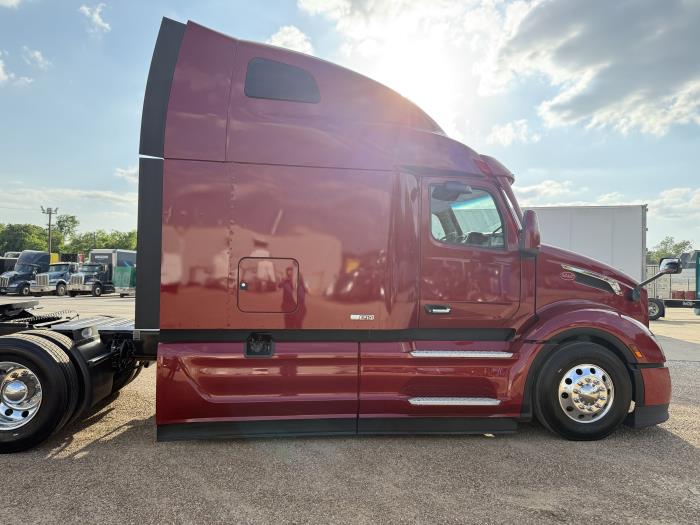 2026 Peterbilt 579-10