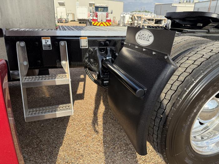2026 Peterbilt 579-19