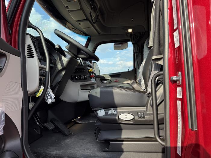 2026 Peterbilt 579-27