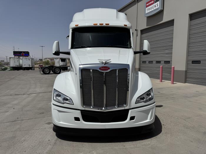 2024 Peterbilt 579-2