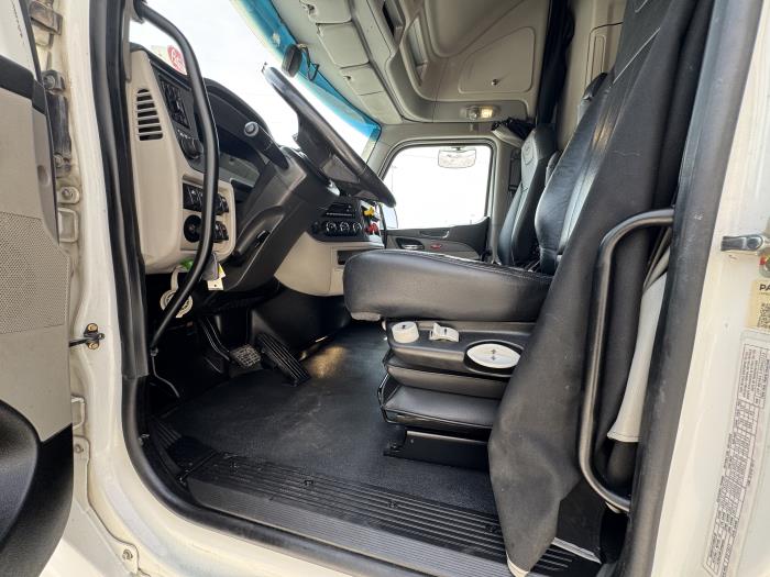 2024 Peterbilt 579-16