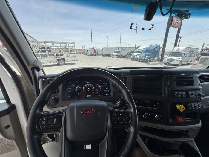 2024 Peterbilt 579-18